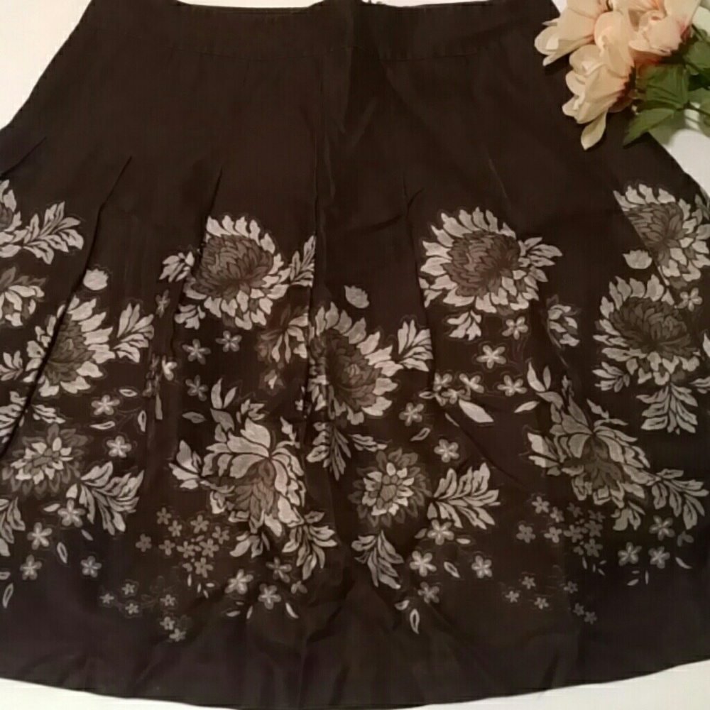 Ann Taylor Skirt